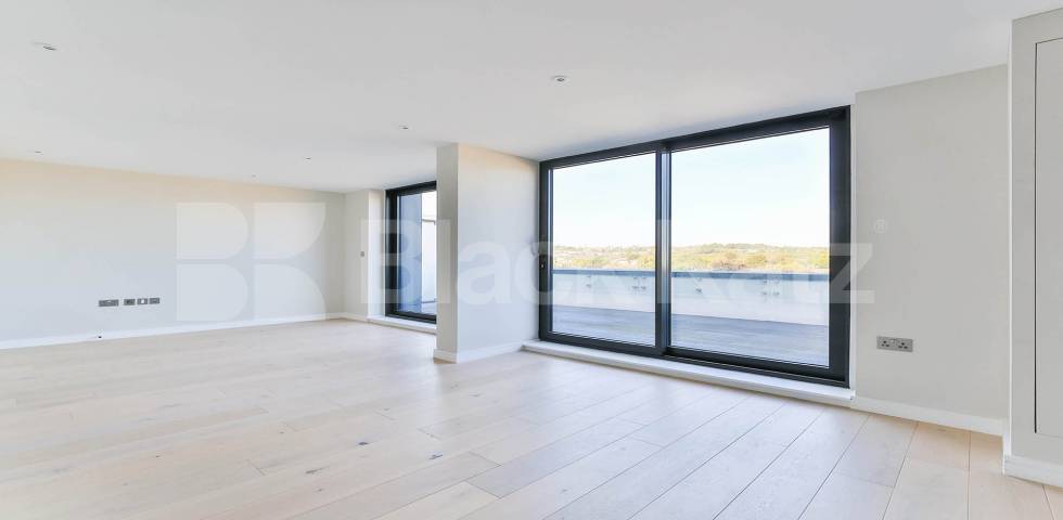 Huge luxury one bed within a private development and access to a private terrace Tottenham Lane, Crouch End