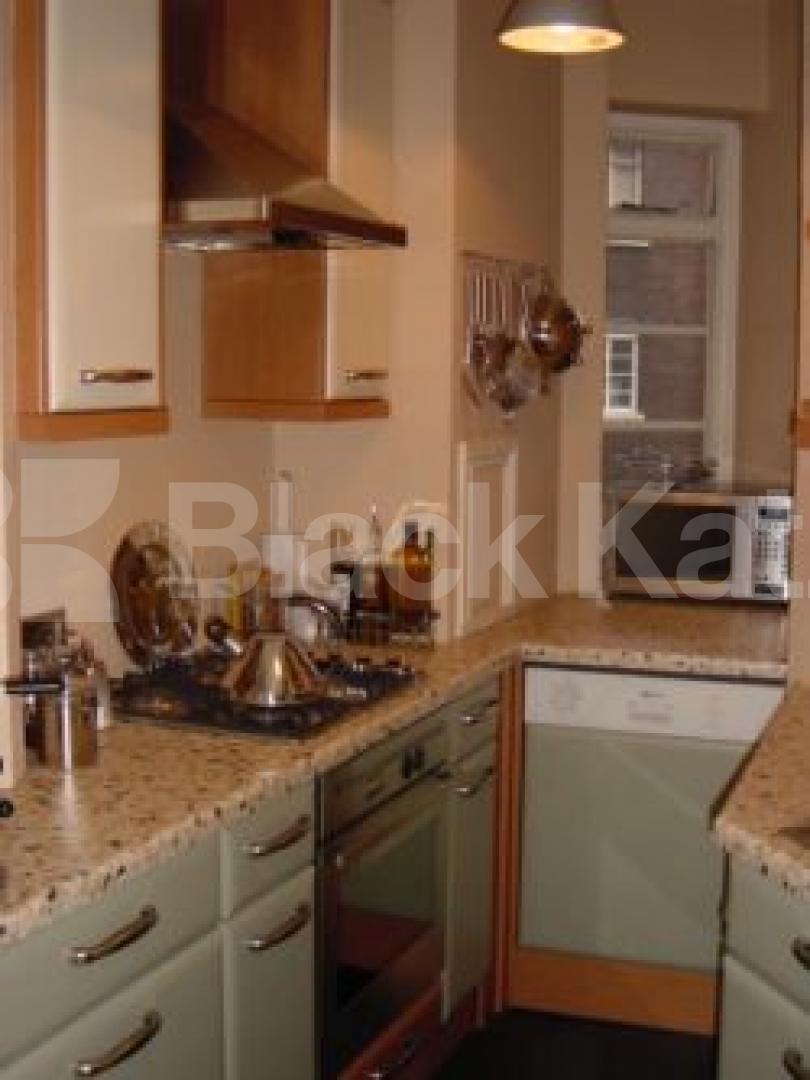 			new instruction, 1 Bedroom, 1 bath, 1 reception Flat			 Gloucester Place, Marylebone