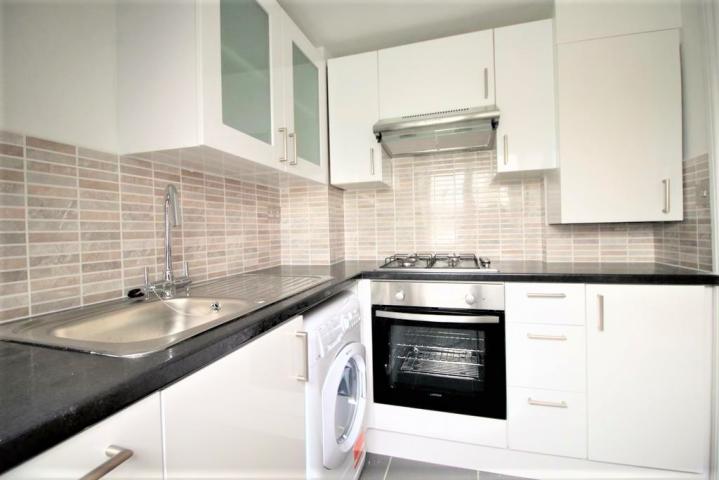 Stunning Apartment Stanley Gardens, Willesden Green