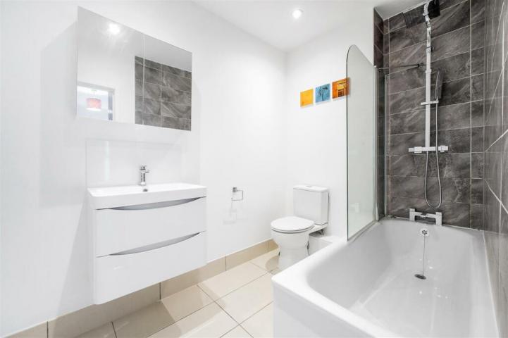 Stunning Apartment Lichfield Road, Cricklewood