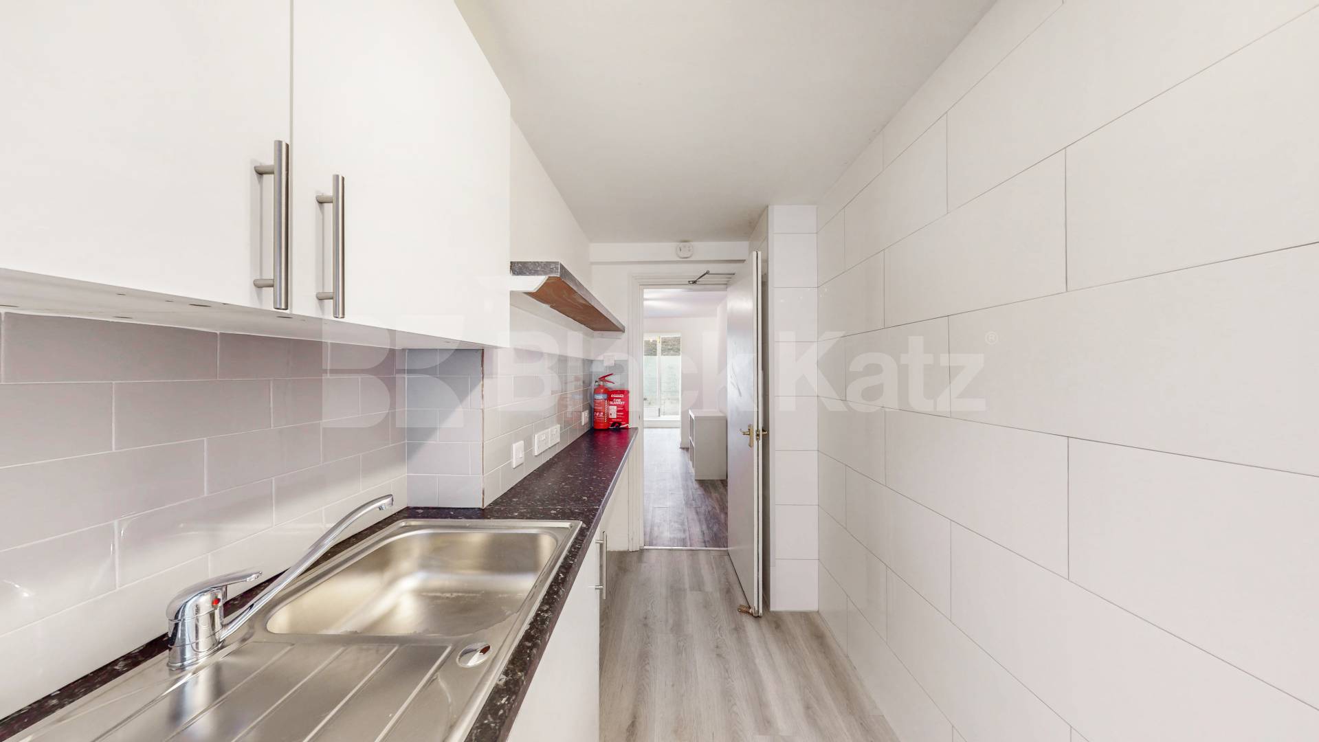 Newly painted two double bedroom flat with study near Regents Park and to tube! Cosway Street, Marylebone