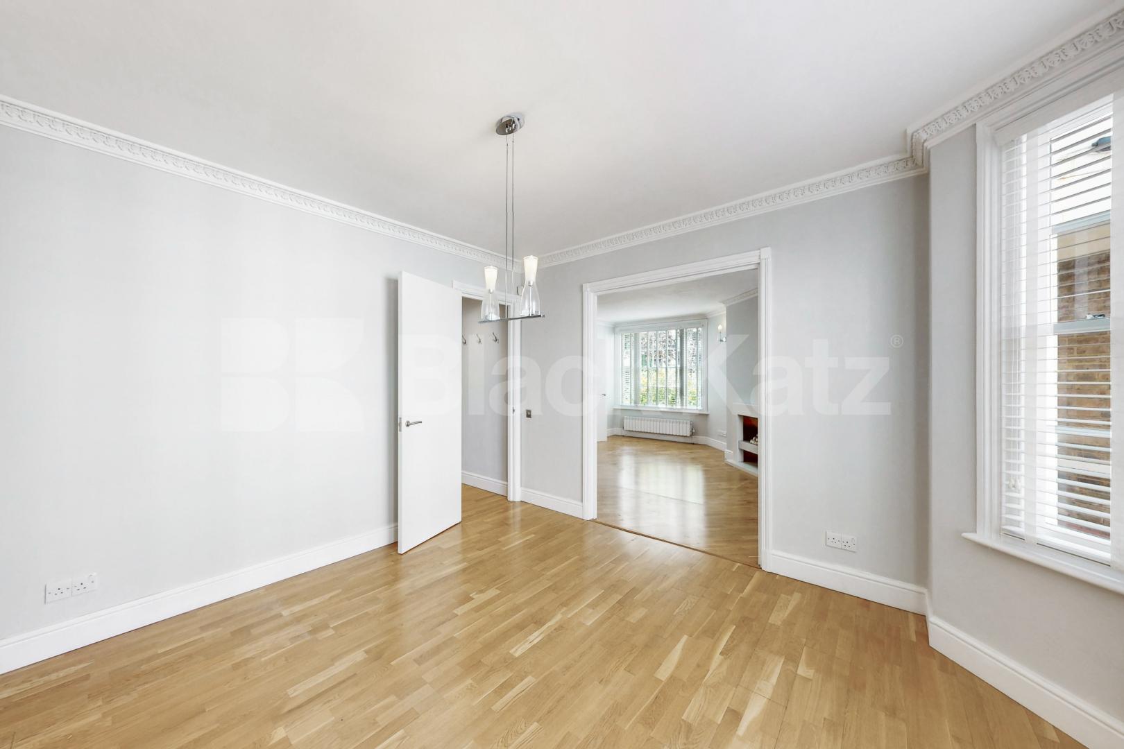 Period charm with contemporary living in Belgravia   Cobham Court Chester Close, Belgravia 