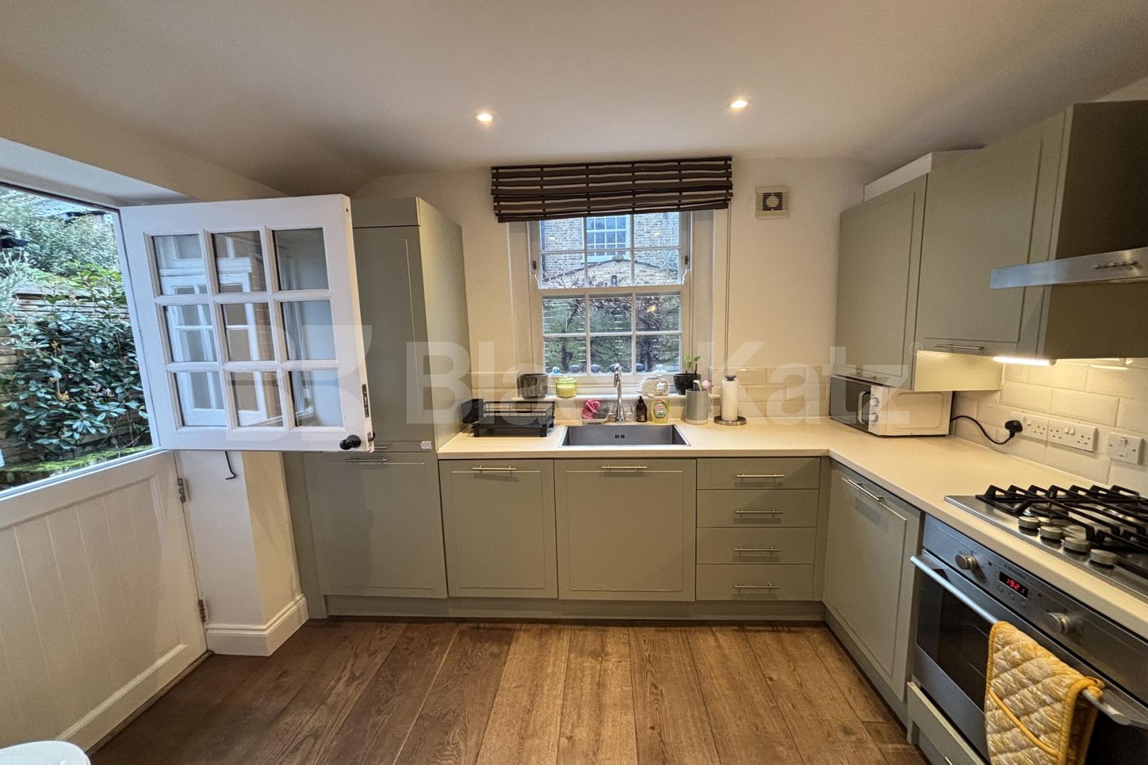 Stylish & contemporary maisonette flooded with natural light  Freedom Street, Battersea 