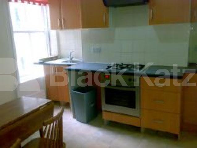 			NEW INSTRUCTION, 1 Bedroom, 1 bath, 1 reception Flat			 Salcombe Road, Stoke Newington