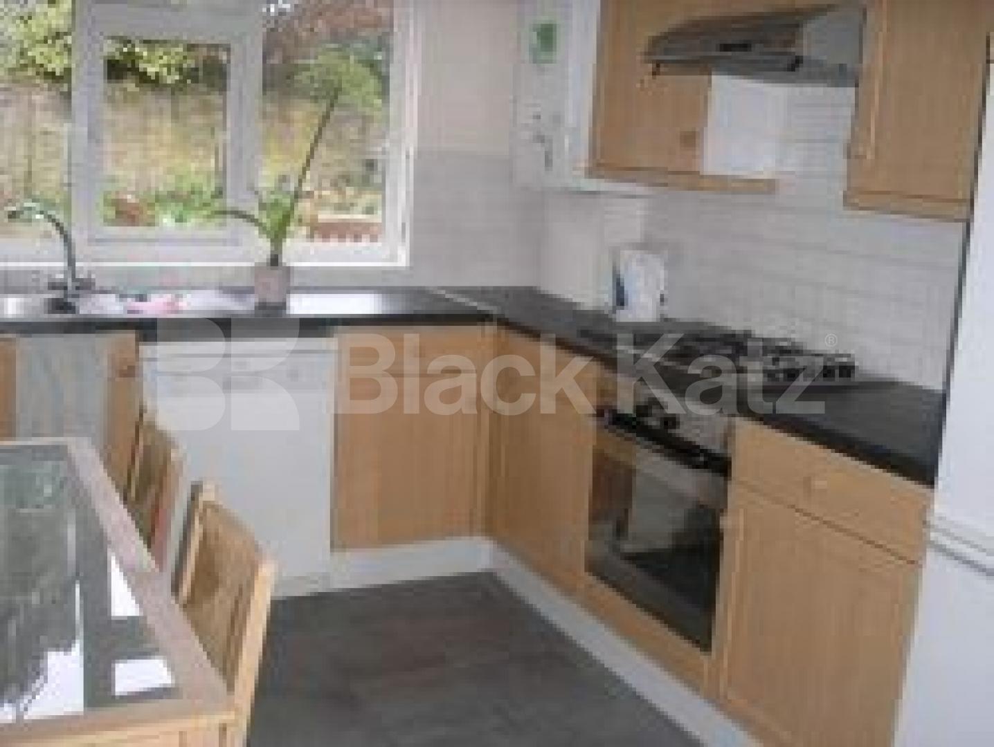 			NEW INSTRUCTION, 2 Bedroom, 1 bath, 1 reception Flat			 Brecknock Road, TUFNELL PARK 