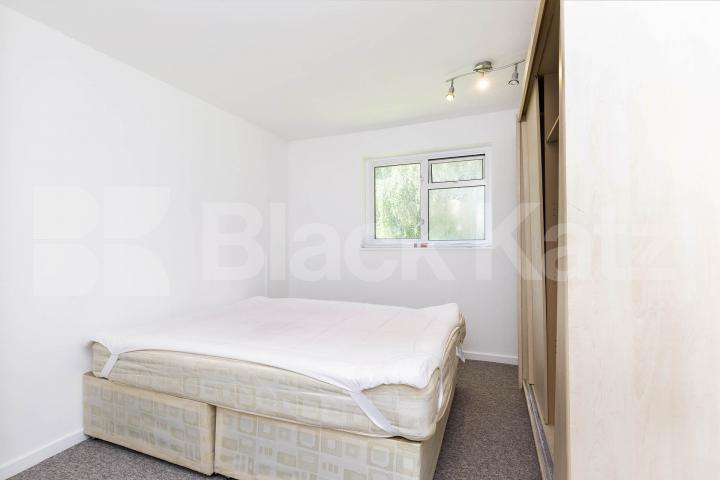 We are happy to present this spacious two double bedroom apartment set on the first floor of a well maintained purpose built block in Hendon (NORTHERN LINE).The property is neutrally decorated throughout and benefits from large reception room, two go Foster Street, Hendon, NW4 (Inclusive of Water),  Foster Court