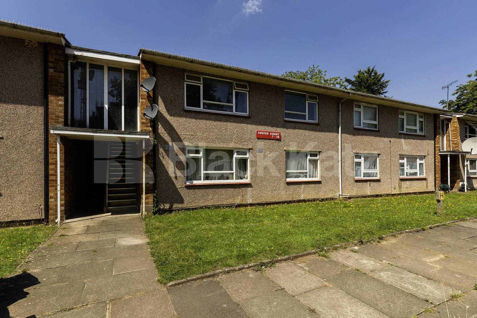 We are happy to present this spacious two double bedroom apartment set on the first floor of a well maintained purpose built block in Hendon (NORTHERN LINE).The property is neutrally decorated throughout and benefits from large reception room, two go Foster Street, Hendon, NW4 (Inclusive of Water),  Foster Court