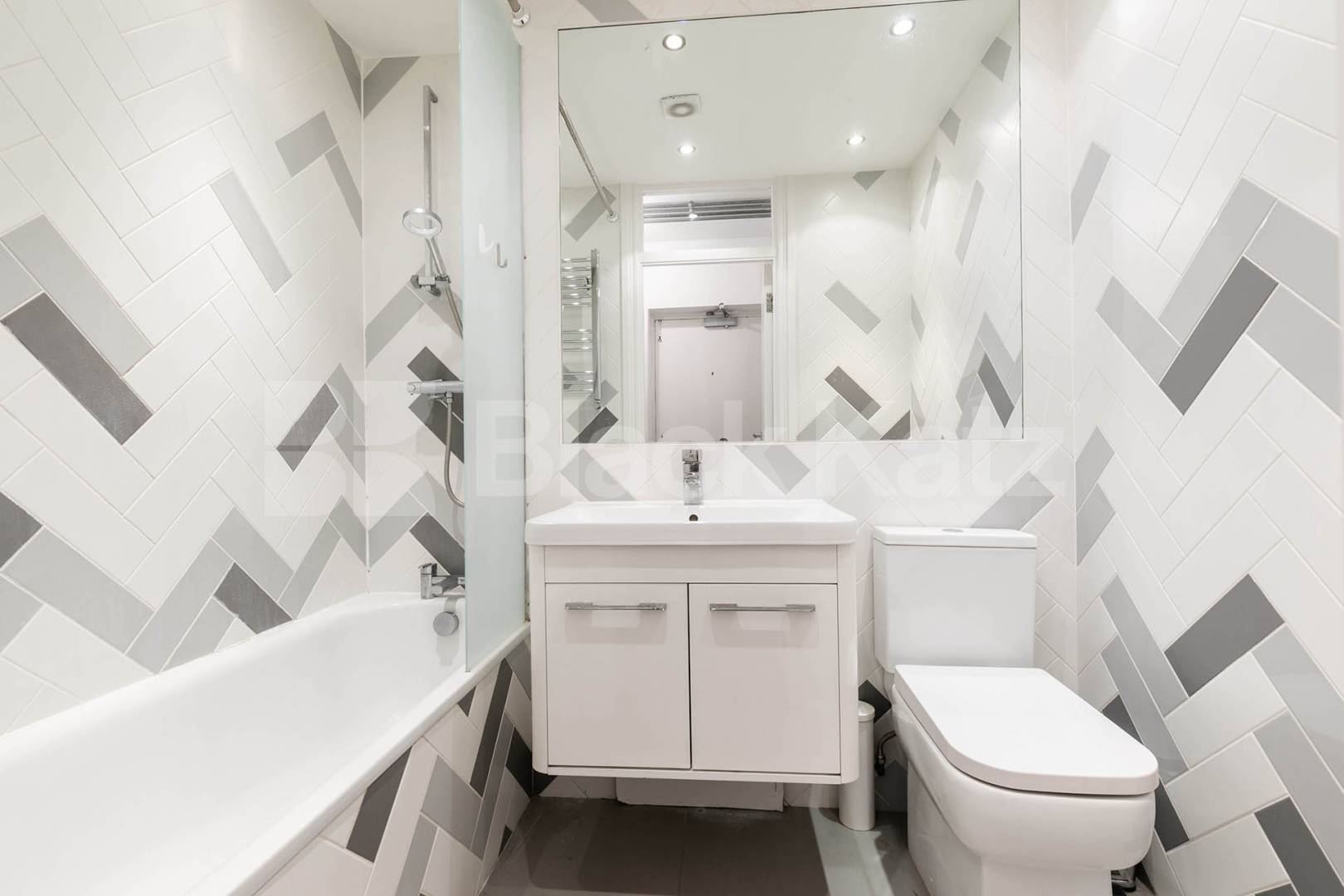 A well-presented and modern one-bedroom apartment located on the sought-after Haverstock Hill, NW3 Haverstock Hill, Romney Court Haverstock Hill, NW3,  Romney Court Haverstock Hill