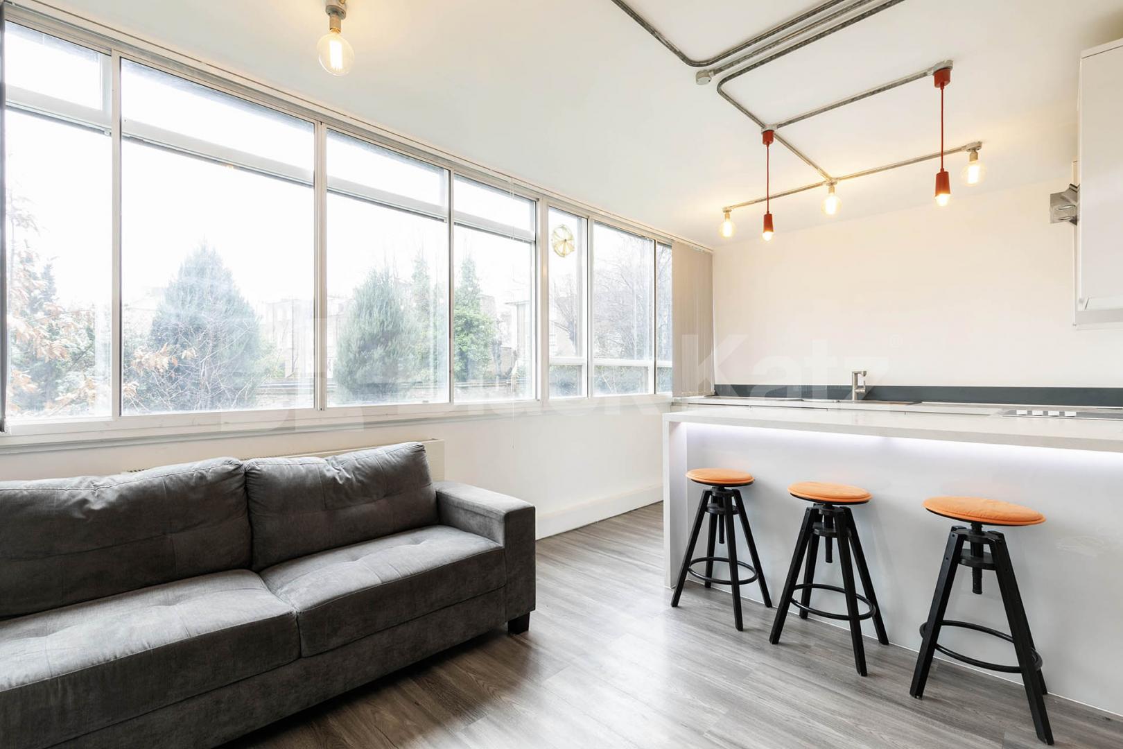 Fantastic one bed mins to tube shops and Hampstead Heath! Romney Court, Haverstock Hill, Hampstead / Belsize Park 