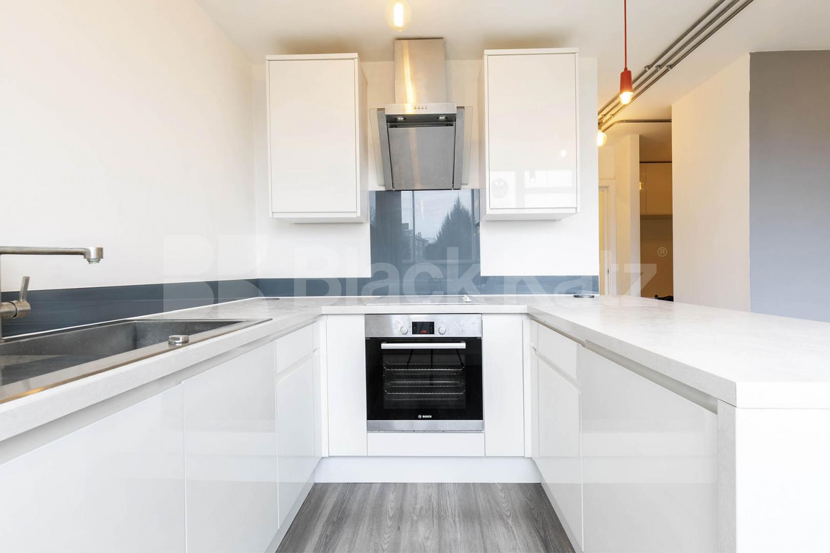 Fantastic one bed mins to tube shops and Hampstead Heath! Romney Court, Haverstock Hill, Hampstead / Belsize Park 