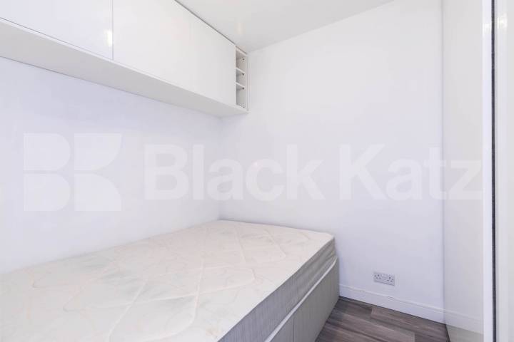 Fantastic one bed mins to tube shops and Hampstead Heath! Romney Court, Haverstock Hill, Hampstead / Belsize Park 