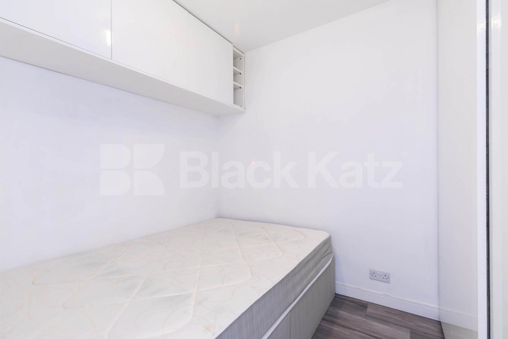 Fantastic one bed mins to tube shops and Hampstead Heath! Romney Court, Haverstock Hill, Hampstead / Belsize Park 