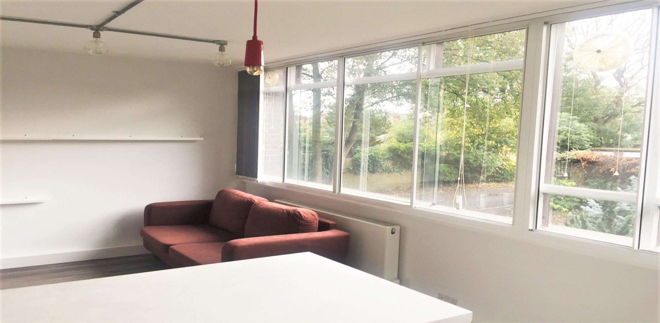 			PARKING SPACE AVAILABLE, 1 Bedroom, 1 bath, 1 reception Apartment			 Haverstock Hill, BELSIZE PARK