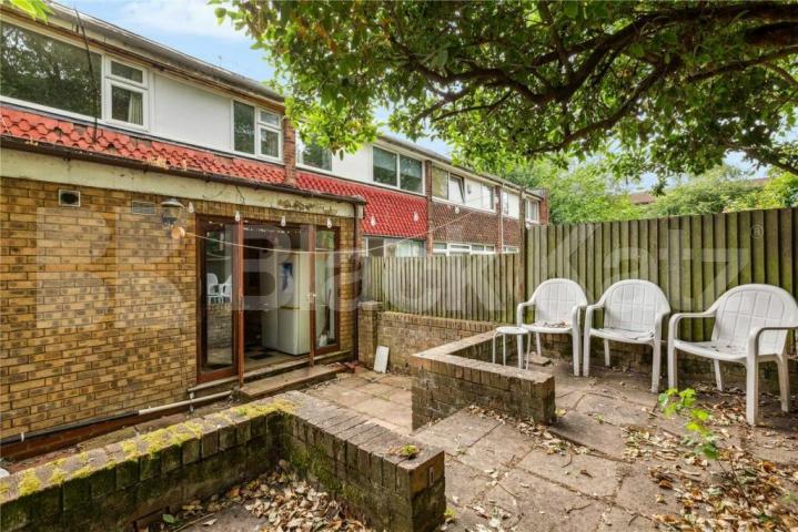 			4 Bedroom, 2 bath, 1 reception Flat			 Campsfield Road, Hornsey
