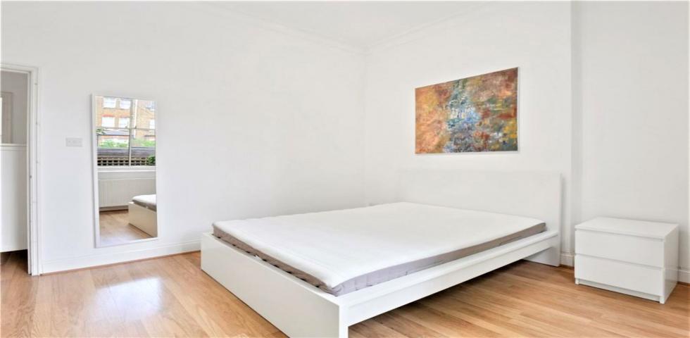 			1 Bedroom, 1 bath, 1 reception Flat			 Belsize Road, SOUTH HAMPSTEAD