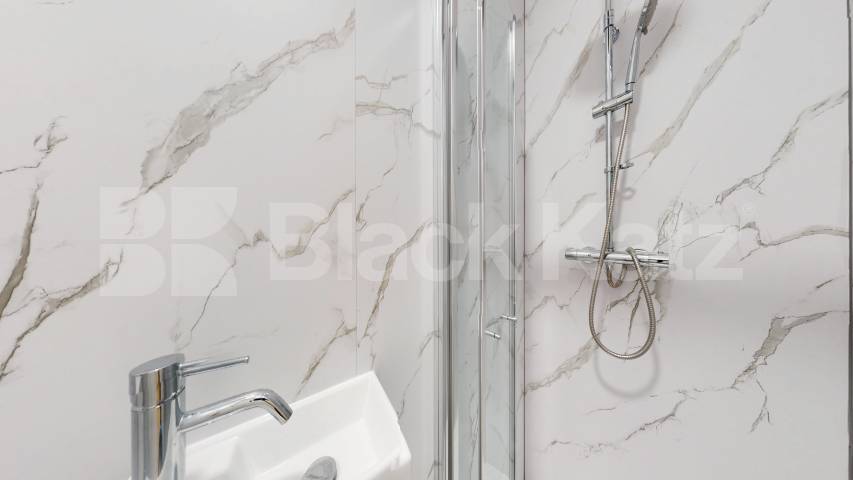 A beautifully renovated four-bedroom flat on Geary Road, Willesden Green, offering generous living space and modern finishes throughout.This bright and spacious home has been recently refurbished to a high standard, featuring four well-proportioned b Geary Road, London, NW10,  London