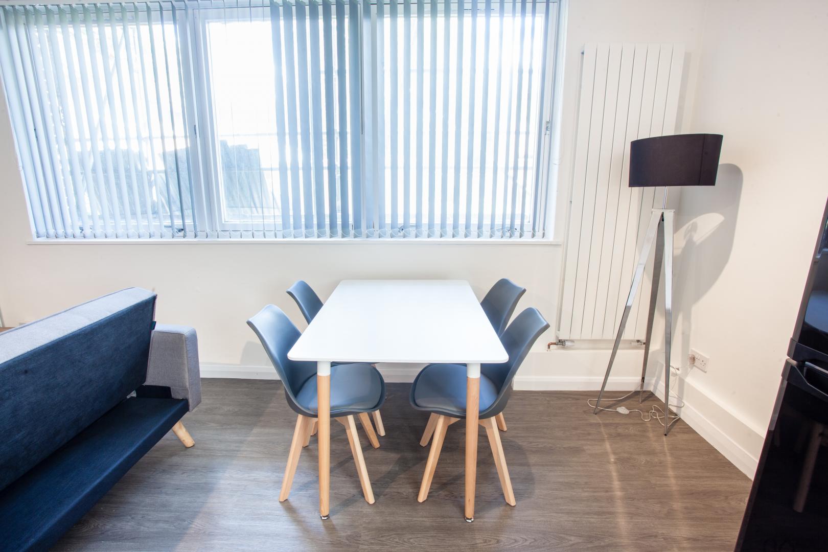 			2 Bedroom, 1 bath, 1 reception Apartment			 Priory Road, WEST HAMPSTEAD