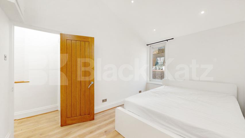 			4 Bedroom, 2 bath, 1 reception 			 Garlinge Road, London, NW2,  London