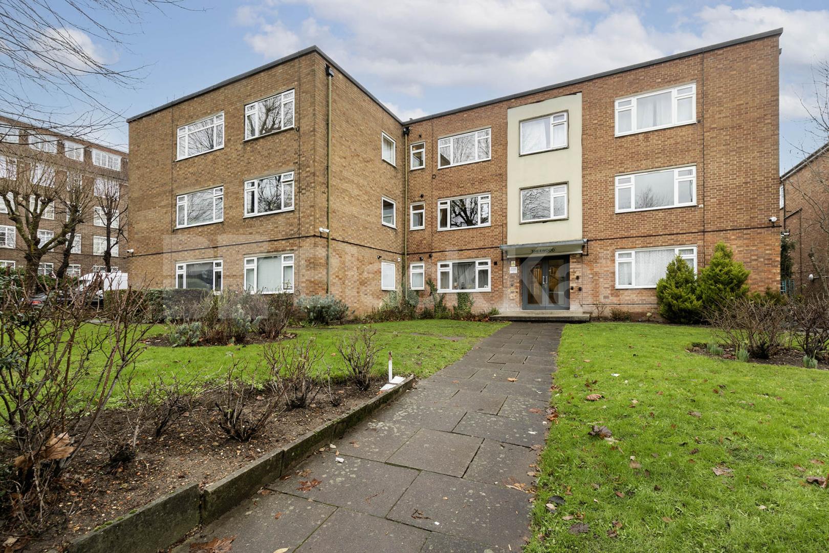 			1 Bedroom, 1 bath, 1 reception 			 Willesden Lane, London, NW6,  London