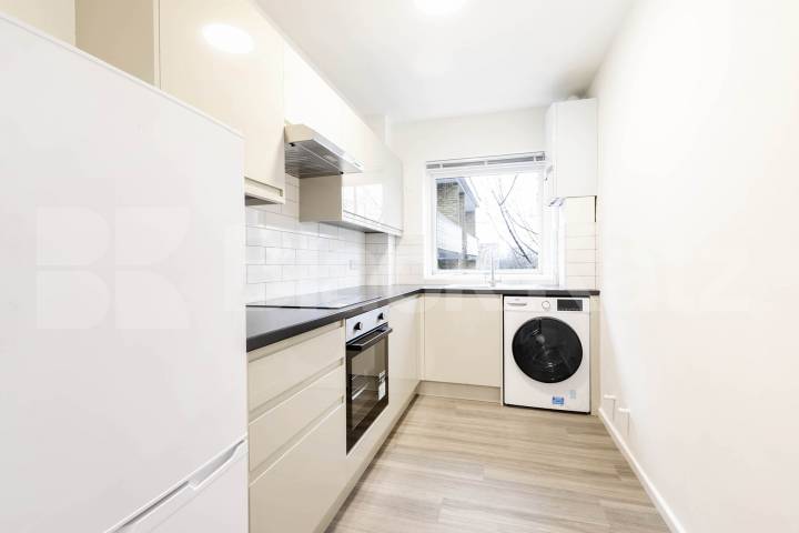 A newly renovated one-bedroom apartment to rent in the desirable Sherwood area of Kilburn Willesden Lane, London, NW6,  London