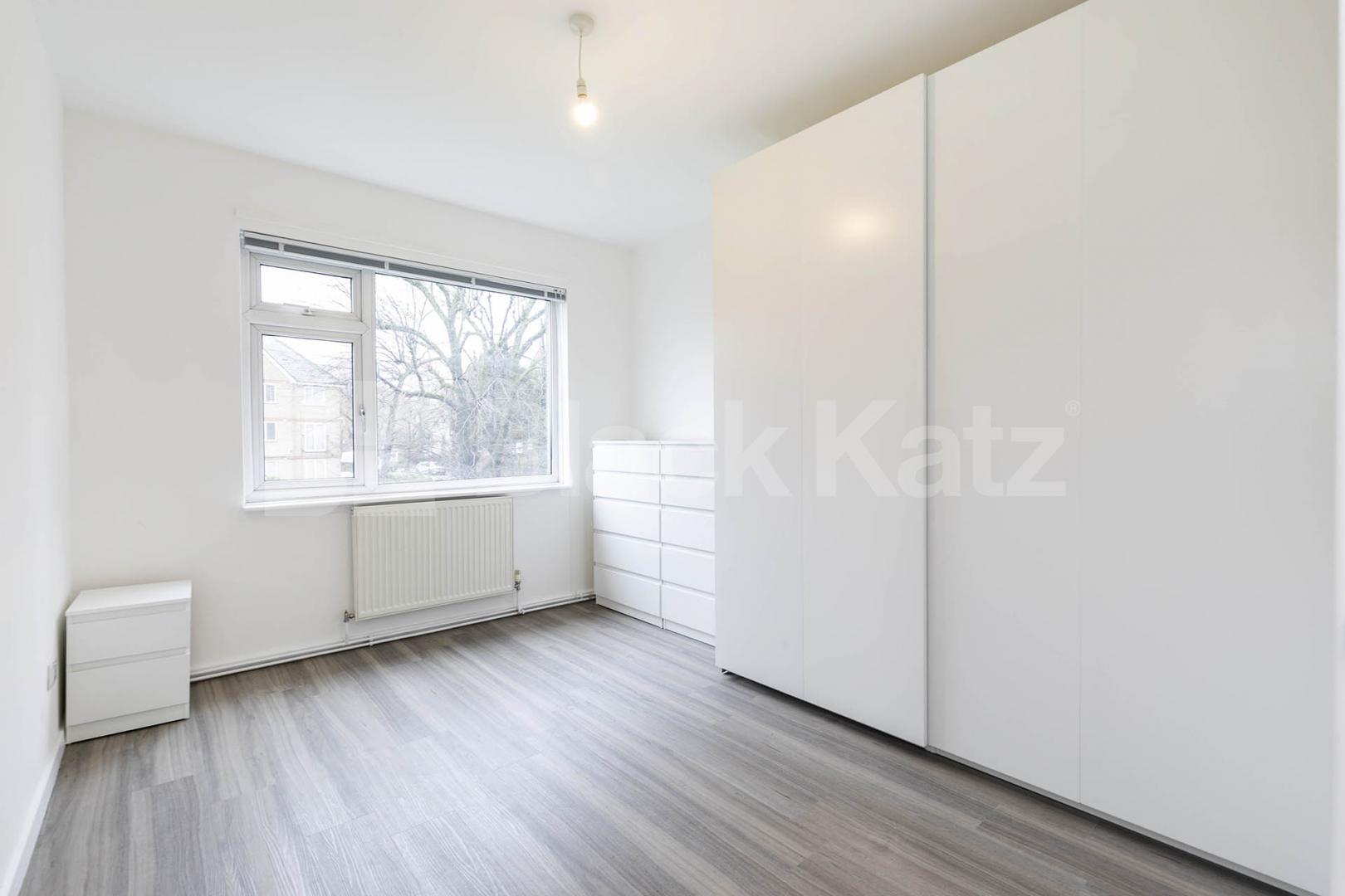 			1 Bedroom, 1 bath, 1 reception 			 Willesden Lane, London, NW6,  London