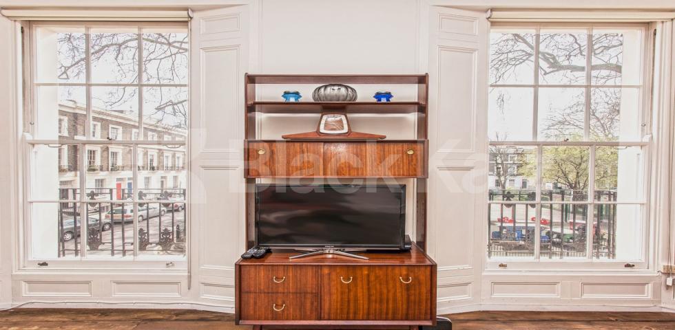 Fantastic two bed set within a period house in Zone 1 Granville Square, Clerkenwell / Farringdon 