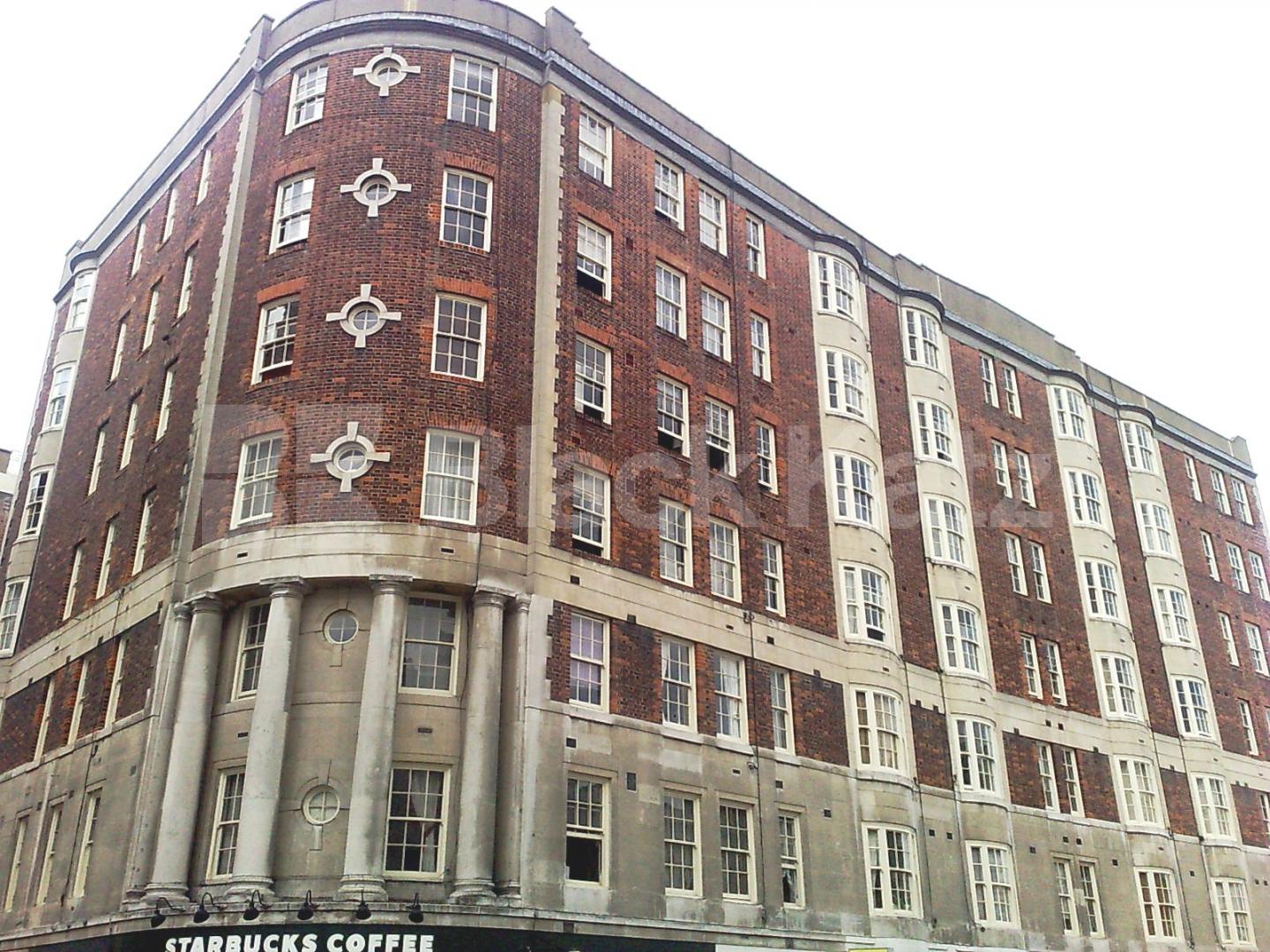 			Studio Apartment, 1 bath, 1 reception Flat			 Queensway, BAYSWATER