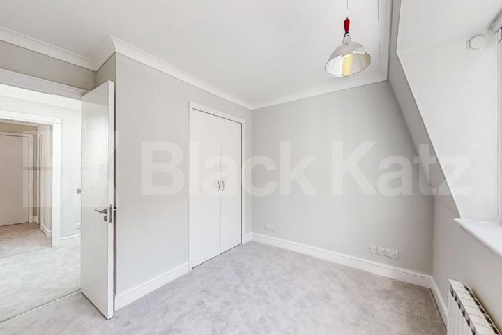 Period charm with contemporary living in Belgravia   Cobham Court Chester Close, Belgravia 