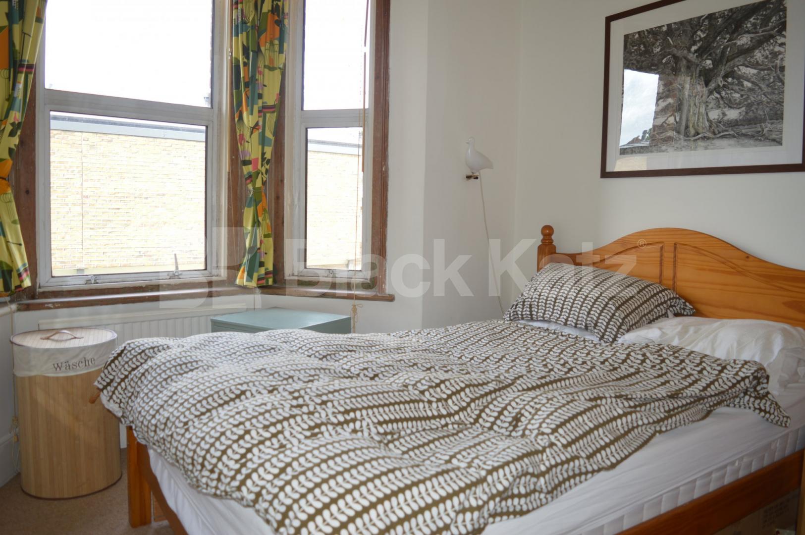 			2 Bedroom, 1 bath, 1 reception Flat			 Wightman Road, Crouch end