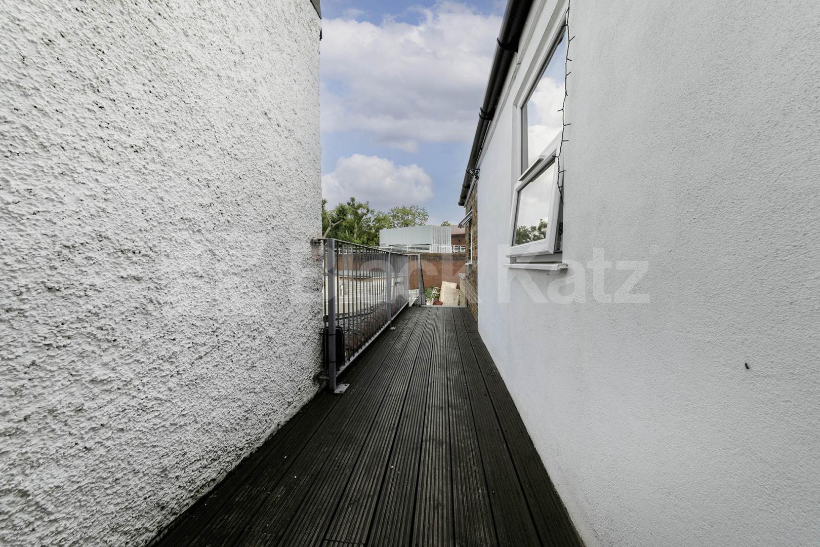 Available from September, this modern three-bedroom, three-bathroom furnished split-level apartment offers spacious and contemporary living in the heart of Pinner.The property features a bright and airy open-plan reception room with a modern fitted k Love Lane, Pinner, HA5,  Pinner