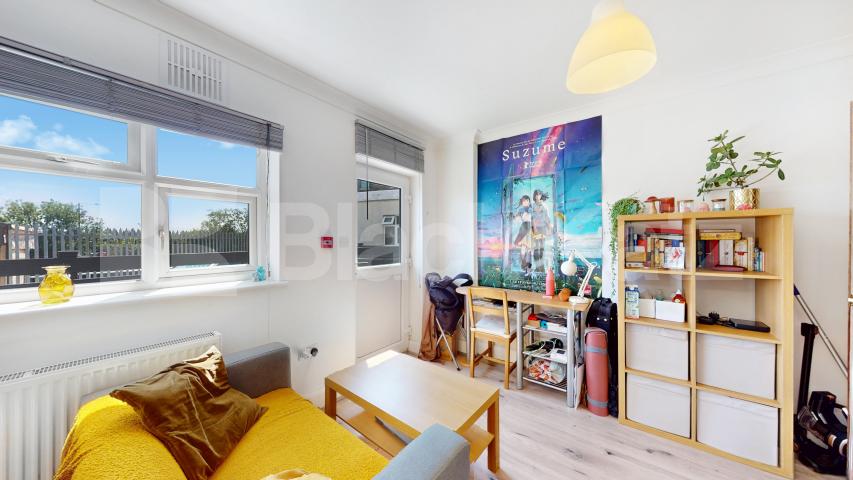 			1 Bedroom, 1 bath, 1 reception 			 Burnley Road, London, NW10,  London