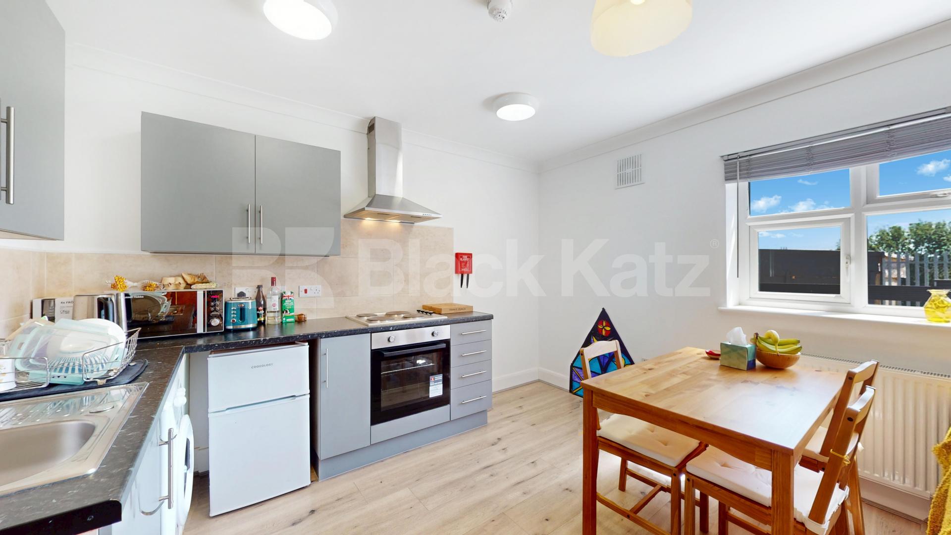 			1 Bedroom, 1 bath, 1 reception 			 Burnley Road, London, NW10,  London