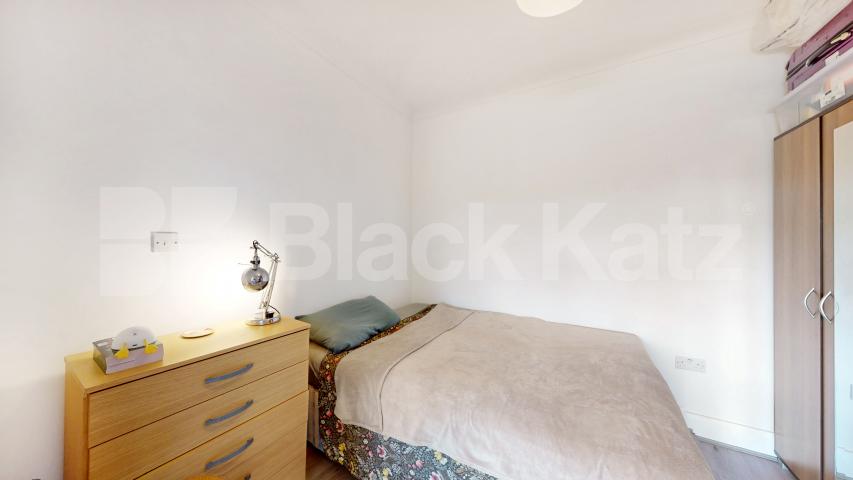 			1 Bedroom, 1 bath, 1 reception 			 Burnley Road, London, NW10,  London