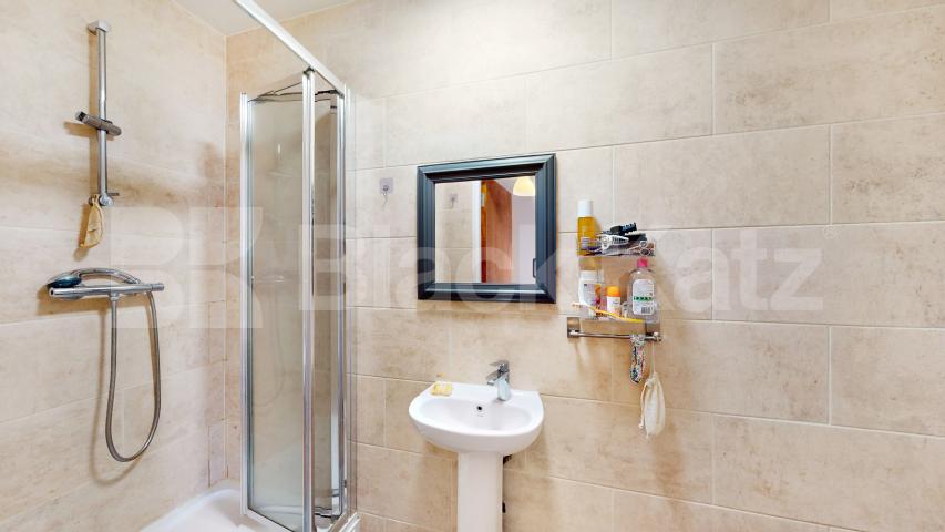 			1 Bedroom, 1 bath, 1 reception 			 Burnley Road, London, NW10,  London