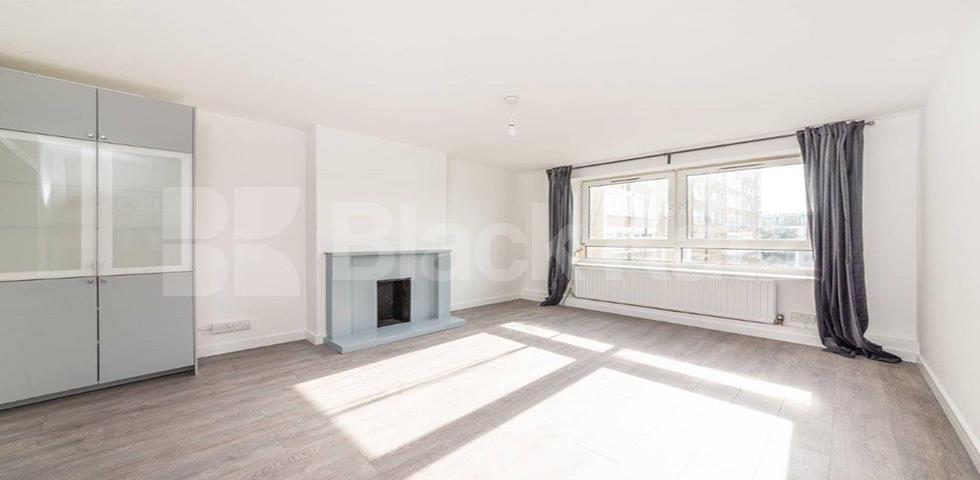 			NEWLY REFURBISHED!, 2 Bedroom, 1 bath, 1 reception Flat			 Arlington Road, CAMDEN