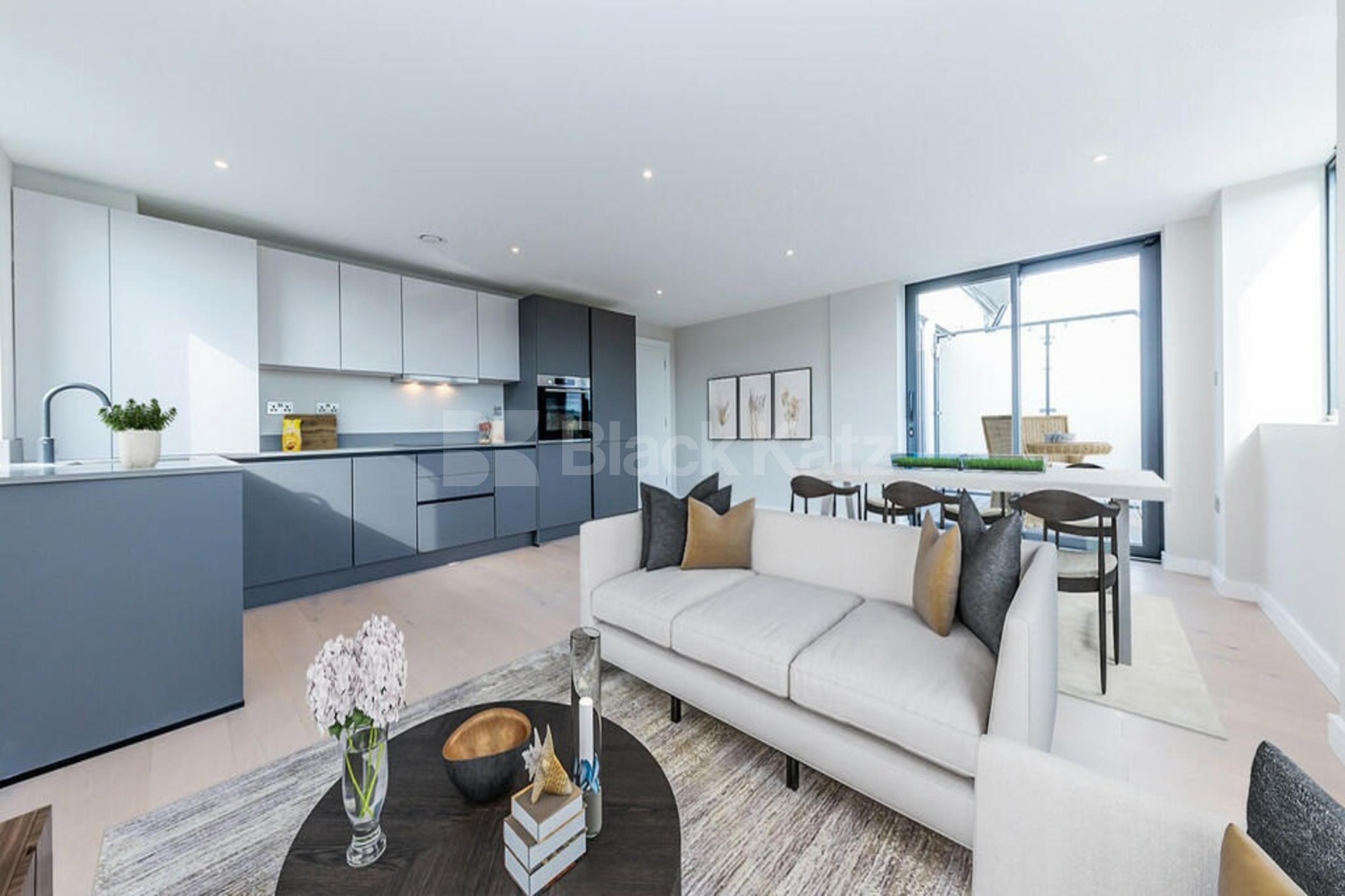 			2 Bedroom, 2 bath, 1 reception Apartment			 Tottenham Lane, Crouch End N8