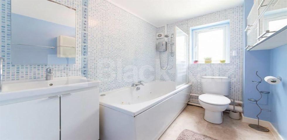 			NEW INSTRUCTION, 1 Bedroom, 1 bath, 1 reception Apartment			 Inwen Court, Grinstead Road , Surray Quays