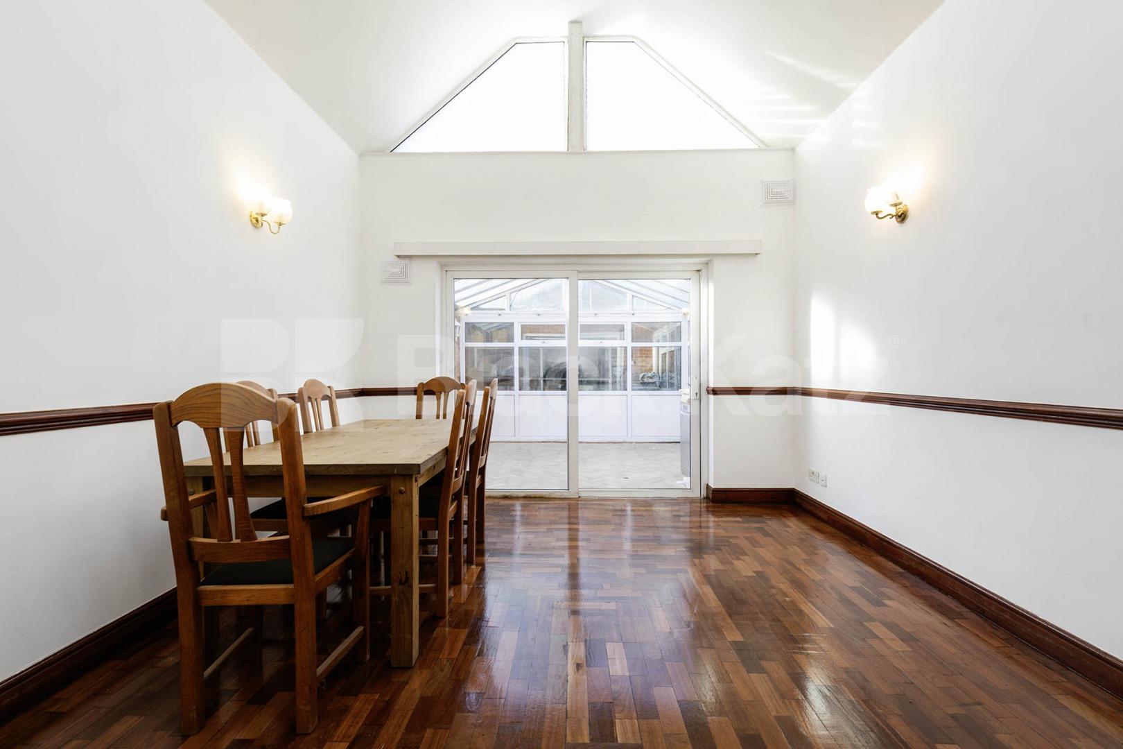 A generously sized one-bedroom apartment to rent on Wotton Road, NW2 Wotton Road, London, NW2,  London