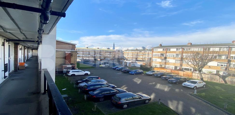 			3 Bedroom, 1 bath, 1 reception Apartment			 Coopers Road, Bermondsey