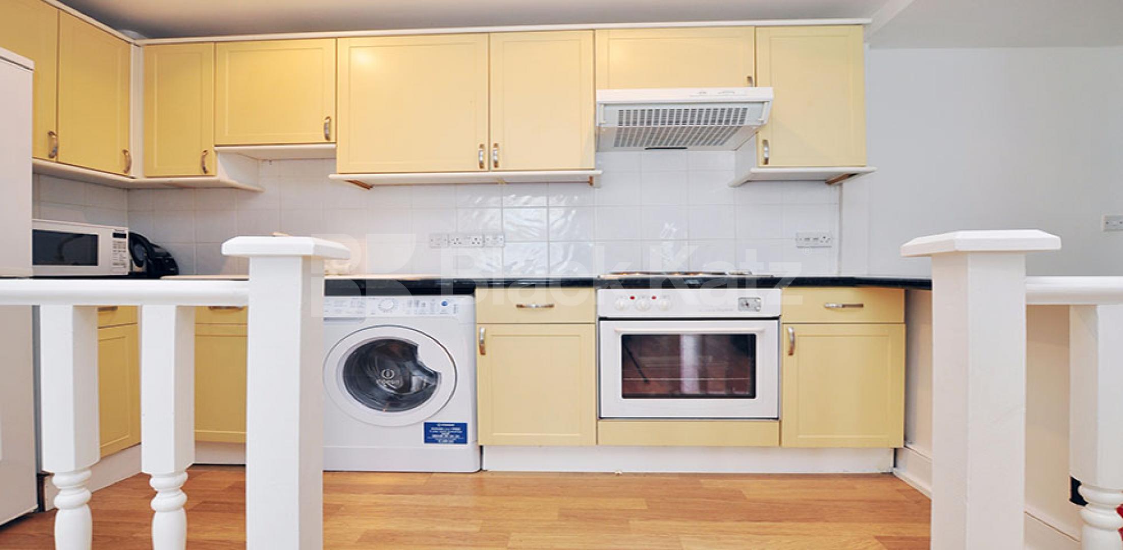 			MINS TO REGENTS PARK!, 1 Bedroom, 1 bath, 1 reception Flat			 Devonshire Place, MARYLEBONE