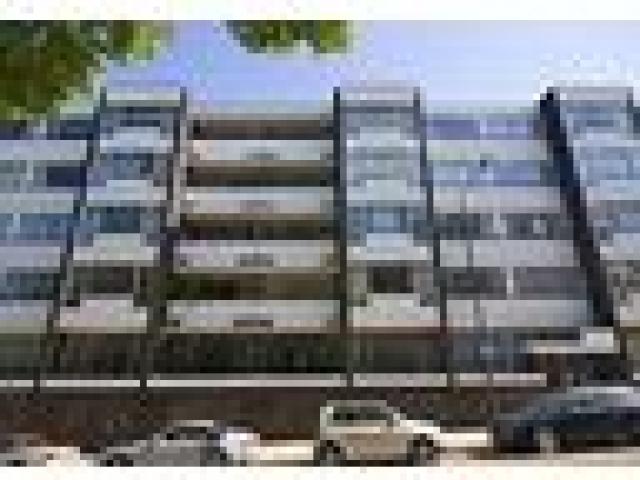 			Studio Apartment, 1 bath, 1 reception Studio			 Kensington Park Road, NOTTINGHILL