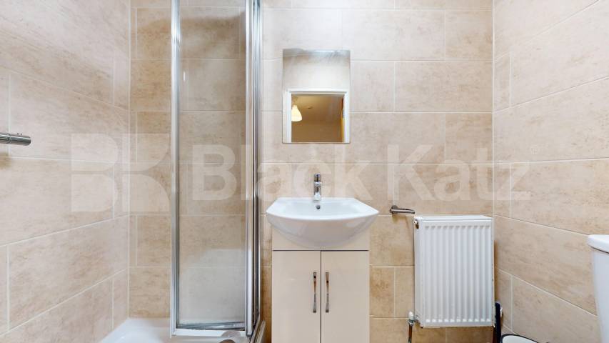 Virtually Staged-A spacious one bedroom apartment a short walk from Dollis Hill Tube (JUBILEE LINE) Burnley Road, Dollis Hill, NW10 (Inclusive of Gas and water),  London