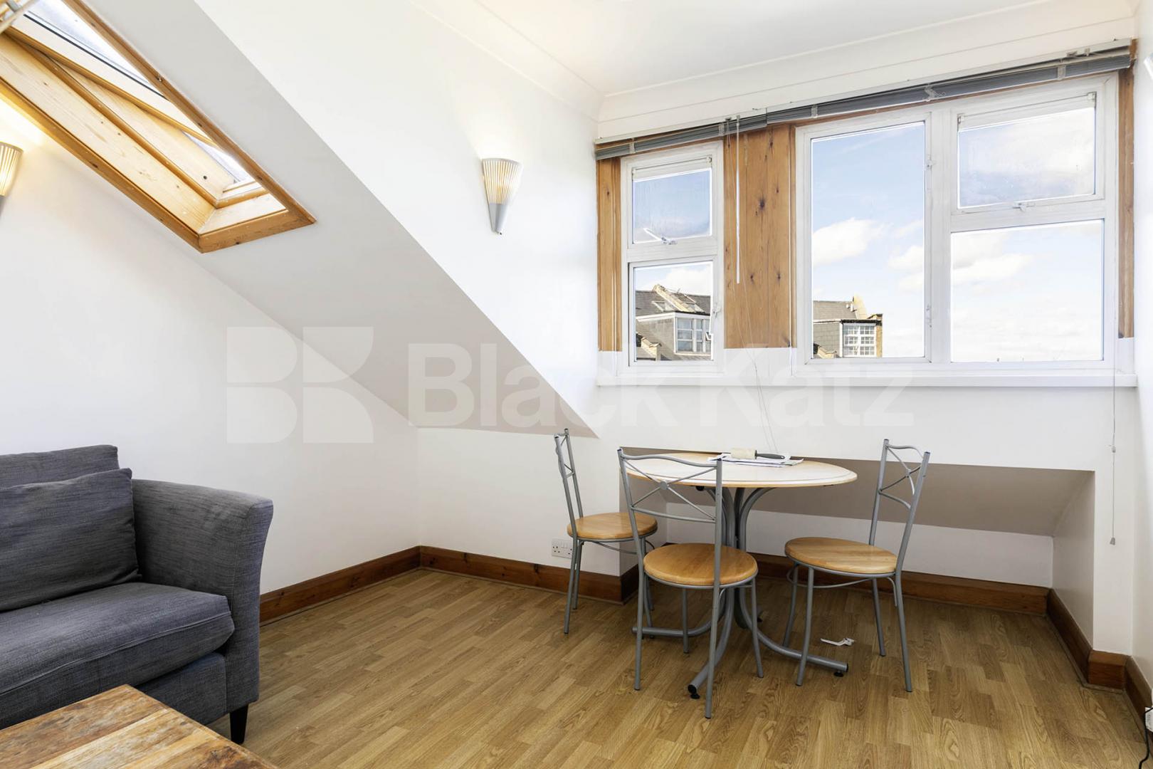 A well-presented and spacious two double bedroom apartment in a convenient location, just a short walk from Jubilee Station, offering excellent transport links.The property comprises two generous double bedrooms, a bright and comfortable separate lou Burnley Road, London, NW10,  London