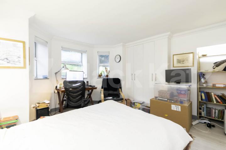 			3 Bedroom, 2 bath, 1 reception 			 Fairhazel Gardens, Fairhazel Mansions, NW6,  Fairhazel Mansions