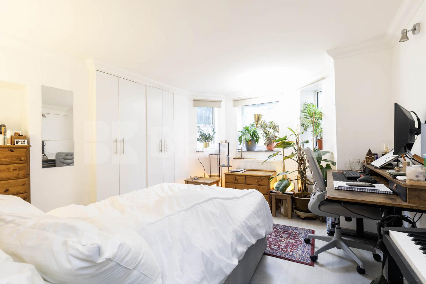 			3 Bedroom, 2 bath, 1 reception 			 Fairhazel Gardens, Fairhazel Mansions, NW6,  Fairhazel Mansions