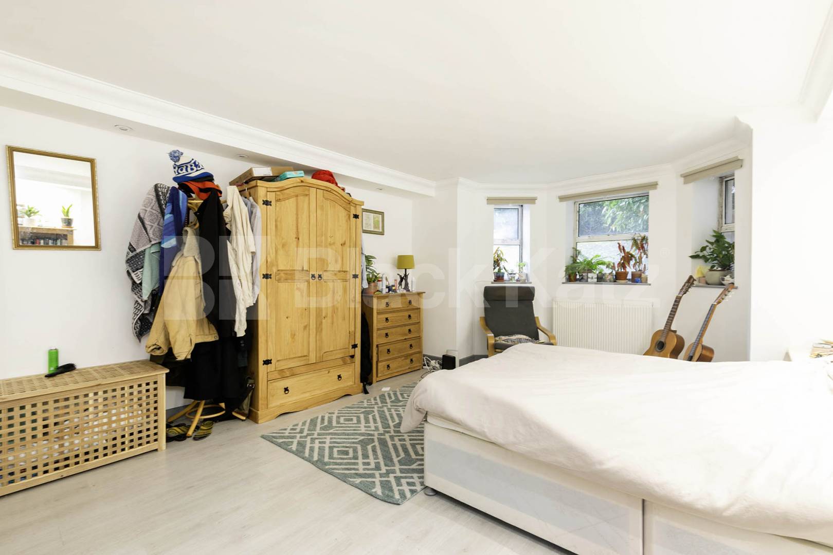 			3 Bedroom, 2 bath, 1 reception 			 Fairhazel Gardens,  Fairhazel Mansions  NW6