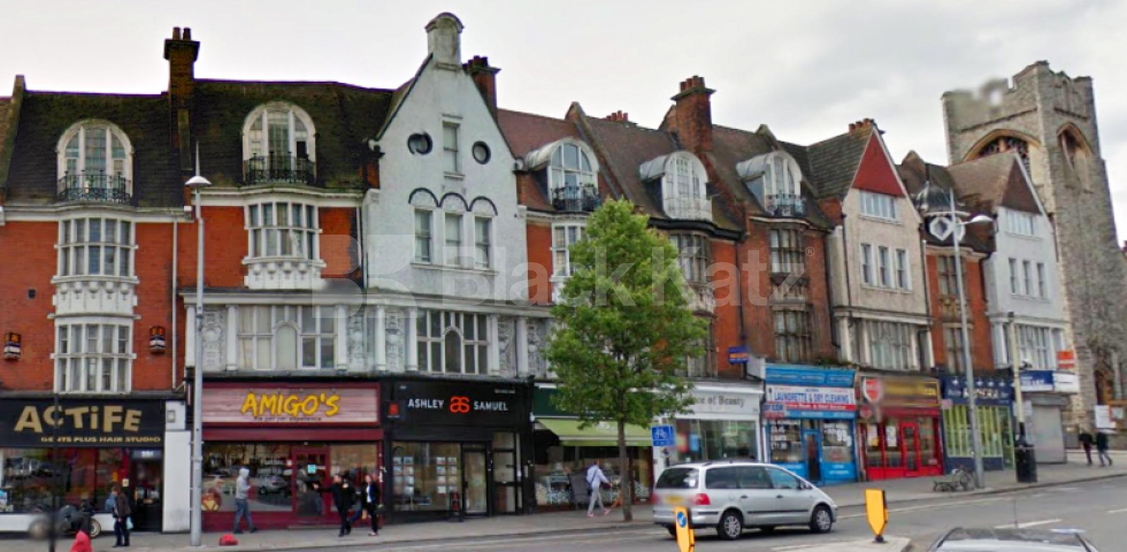 			NEW INSTRUCTION (Private Roof Terrace), 1 Bedroom, 1 bath, 1 reception Apartment			 High Street, ACTON