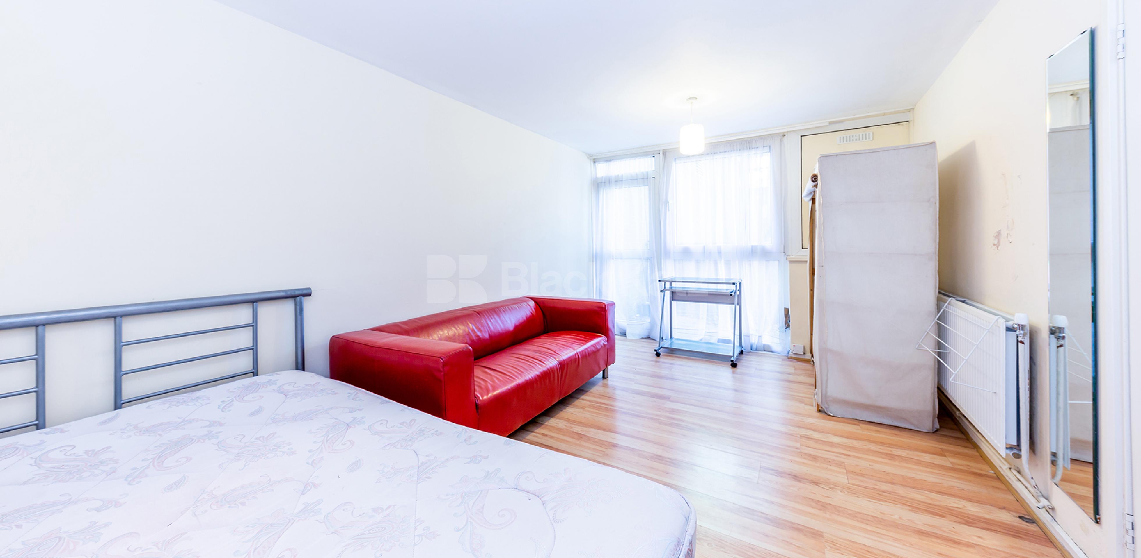 Spacious 1/2 double bedroom property with a garden Haverstock Road, Chalk Farm NW5
