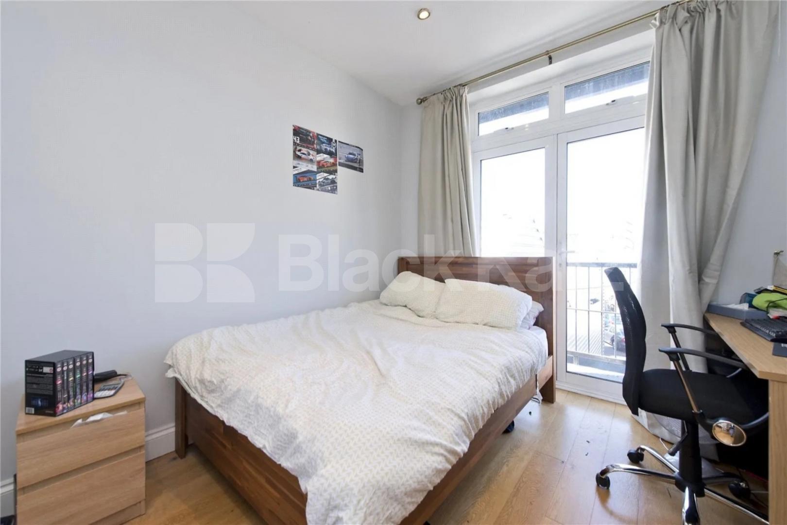 4 double bedrooms wtih 2 bathrooms Inc all bills except council tax Camden Road, Holloway