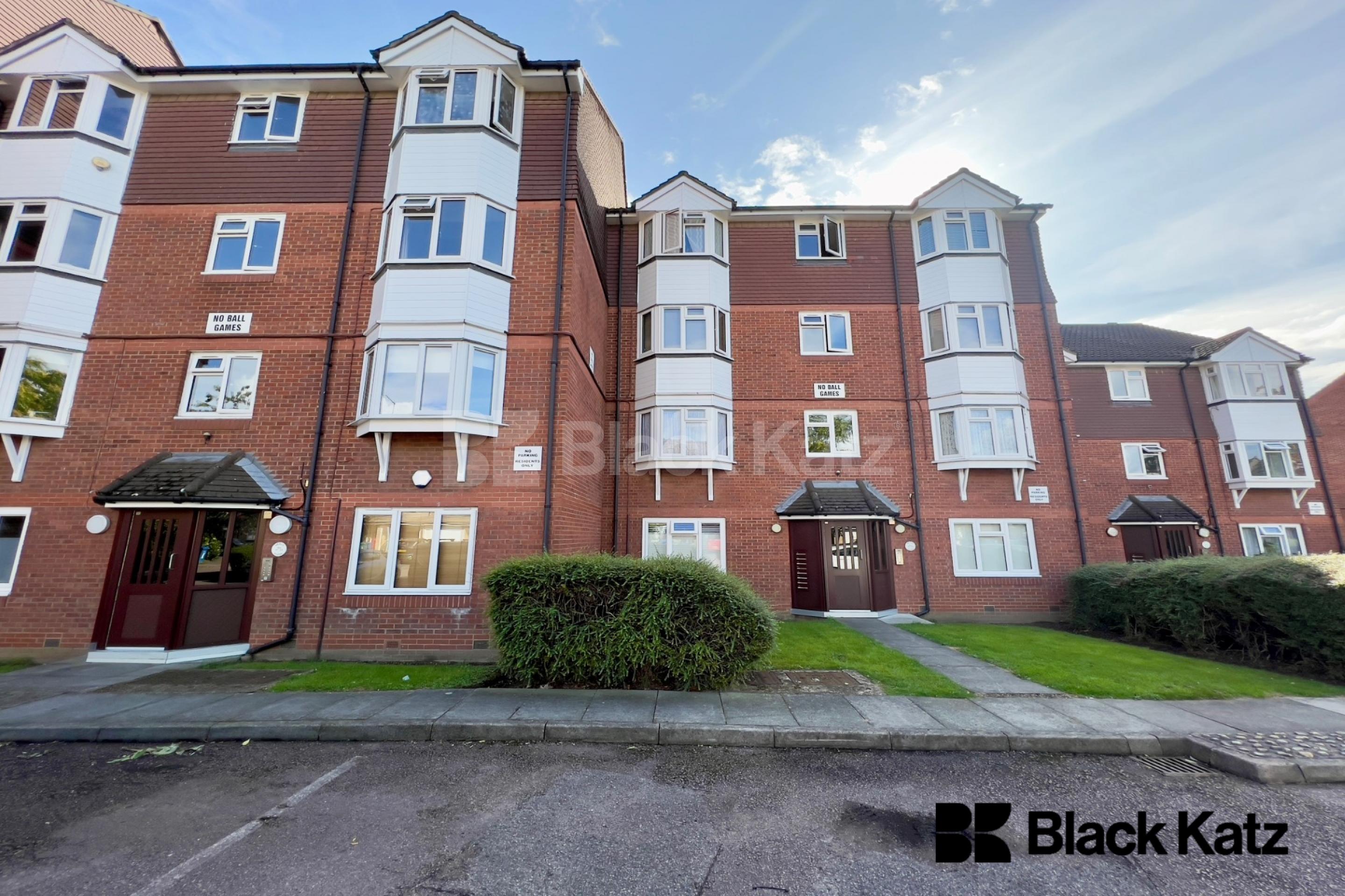  Well proportioned one bedroomed apartment Weald Close ,  Bermondsey SE16